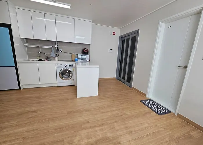 1202호 파란 Apartment *