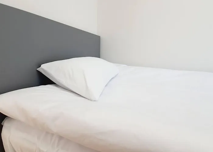 Apartment 1202호 파란