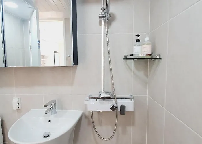 Apartment 1202호 파란 Seoul